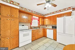 19 June Ave, Schuylkill Haven, PA 17972 - Photo 10