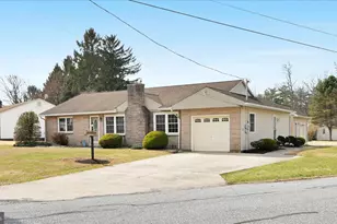 19 June Ave, Schuylkill Haven, PA 17972 - Photo 4