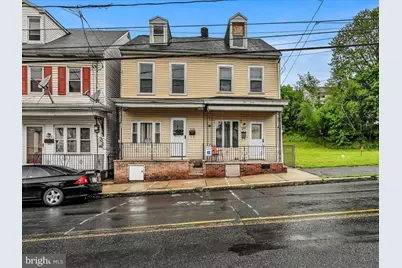 435 W Centre Street, Shenandoah, PA 17976 - Photo 2