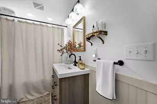 412 E Bacon St, Pottsville, PA 17901 - Photo 16