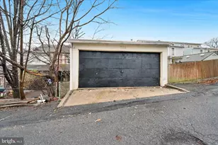 320 Spring Garden St, Pottsville, PA 17901 - Photo 28