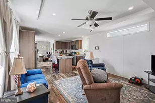 1B Frieden Manor, Schuylkill Haven, PA 17972 - Photo 4