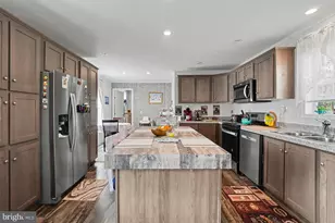 1B Frieden Manor, Schuylkill Haven, PA 17972 - Photo 2