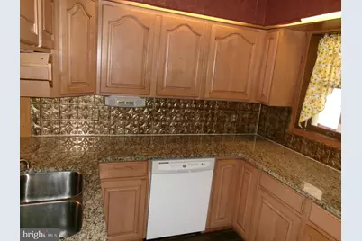 201 N George Street, Pottsville, PA 17901 - Photo 6