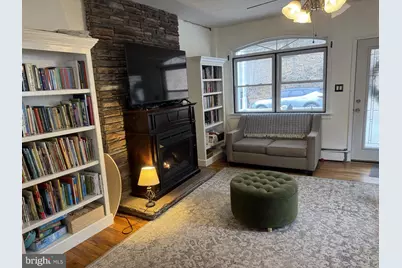 1148 W Coal Street, Shenandoah, PA 17976 - Photo 6