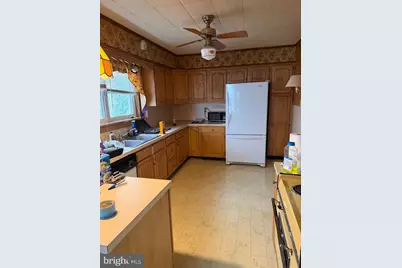 701 E Grand Avenue, Tower City, PA 17980 - Photo 10