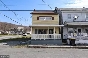 402 Catherine St, Ashland, PA 17921 - Photo 2