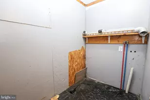 128 Spruce St, Minersville, PA 17954 - Photo 18