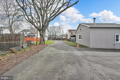 135 S 2nd Street, Saint Clair, PA 17970 - Photo 30