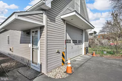 135 S 2nd Street, Saint Clair, PA 17970 - Photo 16