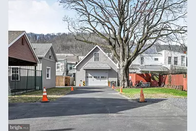 135 S 2nd Street, Saint Clair, PA 17970 - Photo 20