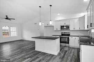 1013 Indian Dr, Auburn, PA 17922 - Photo 12