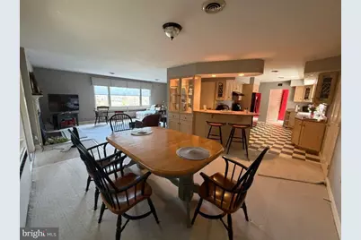 1527 Oak Road, Pottsville, PA 17901 - Photo 6