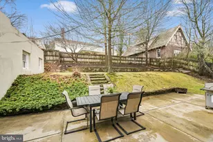 1811 Mahantongo St, Pottsville, PA 17901 - Photo 6