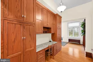 1811 Mahantongo St, Pottsville, PA 17901 - Photo 16