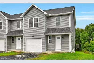 1342 Seneca Street, Pottsville, PA 17901 - Photo 2