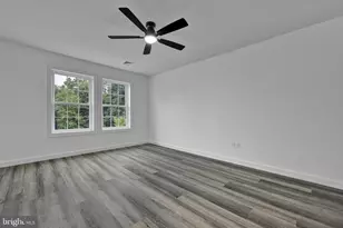 1342 Seneca St, Pottsville, PA 17901 - Photo 6