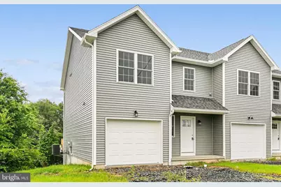 1336 Seneca Street, Pottsville, PA 17901 - Photo 2