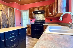 809 E Wiconisco Ave, Tower City, PA 17980 - Photo 16