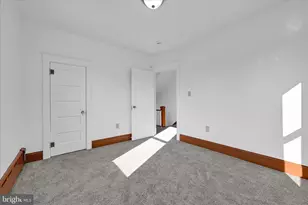 8 N Wolfe St, Pottsville, PA 17901 - Photo 16