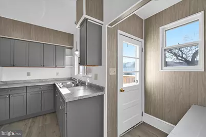 8 N Wolfe Street, Pottsville, PA 17901 - Photo 14