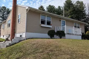 95 New St, Pottsville, PA 17901 - Photo 2