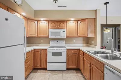 204 Pine Crest Village Drive, Pine Grove, PA 17963 - Photo 10