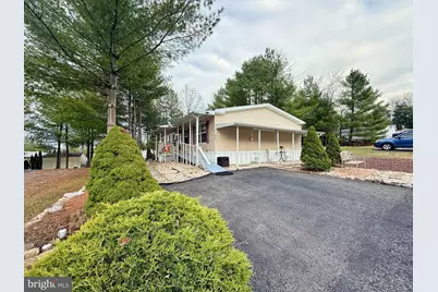 203 Faith Drive, New Ringgold, PA 17960 - Photo 2