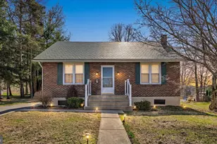 417 S Wayne St, Orwigsburg, PA 17961 - Photo 4