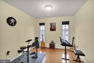 2004 Ridgeview Dr, Orwigsburg, PA 17961 - Photo 24