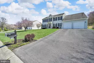 111 Holly Rd, Orwigsburg, PA 17961 - Photo 8