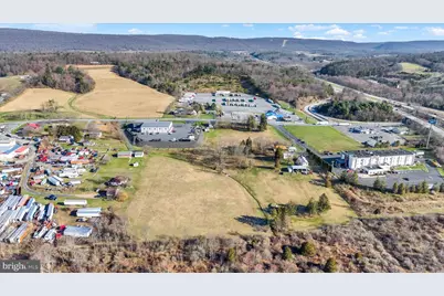 14 Anspach Drive, Pine Grove, PA 17963 - Photo 2