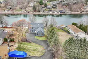 609 Wynonah Dr, Auburn, PA 17922 - Photo 2