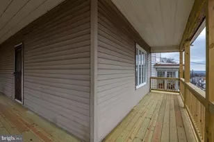 201 Ohio Ave, Shenandoah, PA 17976 - Photo 32