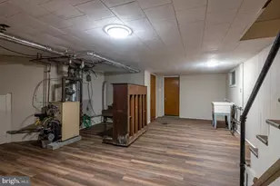 201 Ohio Ave, Shenandoah, PA 17976 - Photo 26