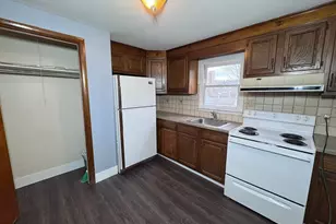 325 New Castle St, Minersville, PA 17954 - Photo 8