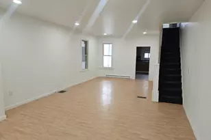 509 Fairview St, Pottsville, PA 17901 - Photo 2