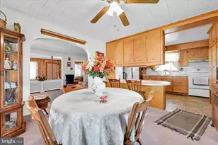 425 W Market St, Orwigsburg, PA 17961 - Photo 14