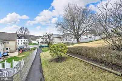 425 W Market Street, Orwigsburg, PA 17961 - Photo 32