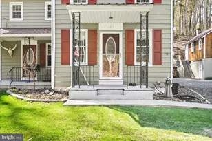 132 Geary Wolfe Rd, Pine Grove, PA 17963 - Photo 16