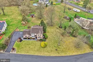 1004 Ridgeview Dr, Orwigsburg, PA 17961 - Photo 2