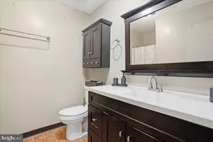 702 Village Rd, Orwigsburg, PA 17961 - Photo 16