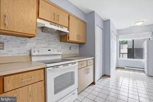 702 Village Rd, Orwigsburg, PA 17961 - Photo 8