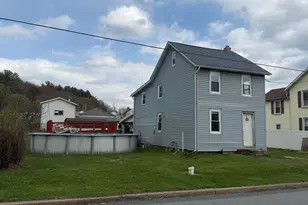 412 E Railroad Ave, New Ringgold, PA 17960 - Photo 30