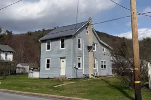 412 E Railroad Ave, New Ringgold, PA 17960 - Photo 1