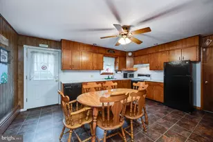 585 N Wade Rd, Saint Clair, PA 17970 - Photo 10