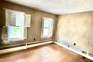 241 Pierce St, Pottsville, PA 17901 - Photo 10