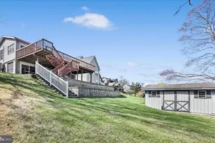 457 Wynonah Dr, Auburn, PA 17922 - Photo 4