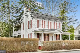 41 N Tulpehocken St, Pine Grove, PA 17963 - Photo 2