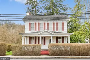 41 N Tulpehocken St, Pine Grove, PA 17963 - Photo 1